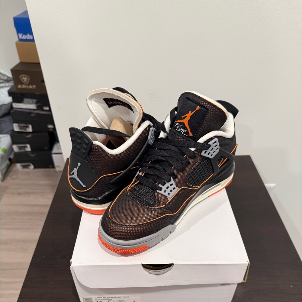 Women’s Air Jordan Retro 4 ‘Starfish’